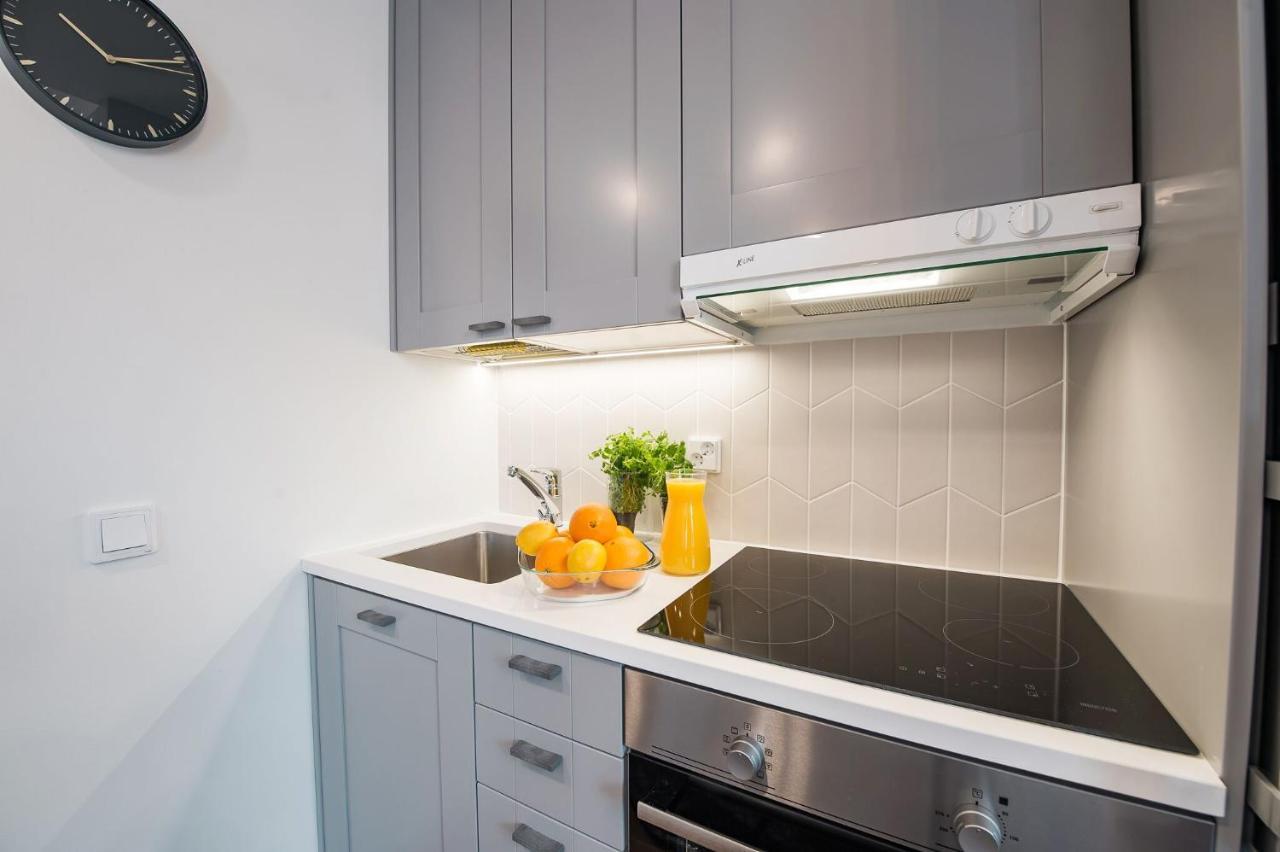 Forenom Serviced Apartments Helsinki Toeoeloe Buitenkant foto