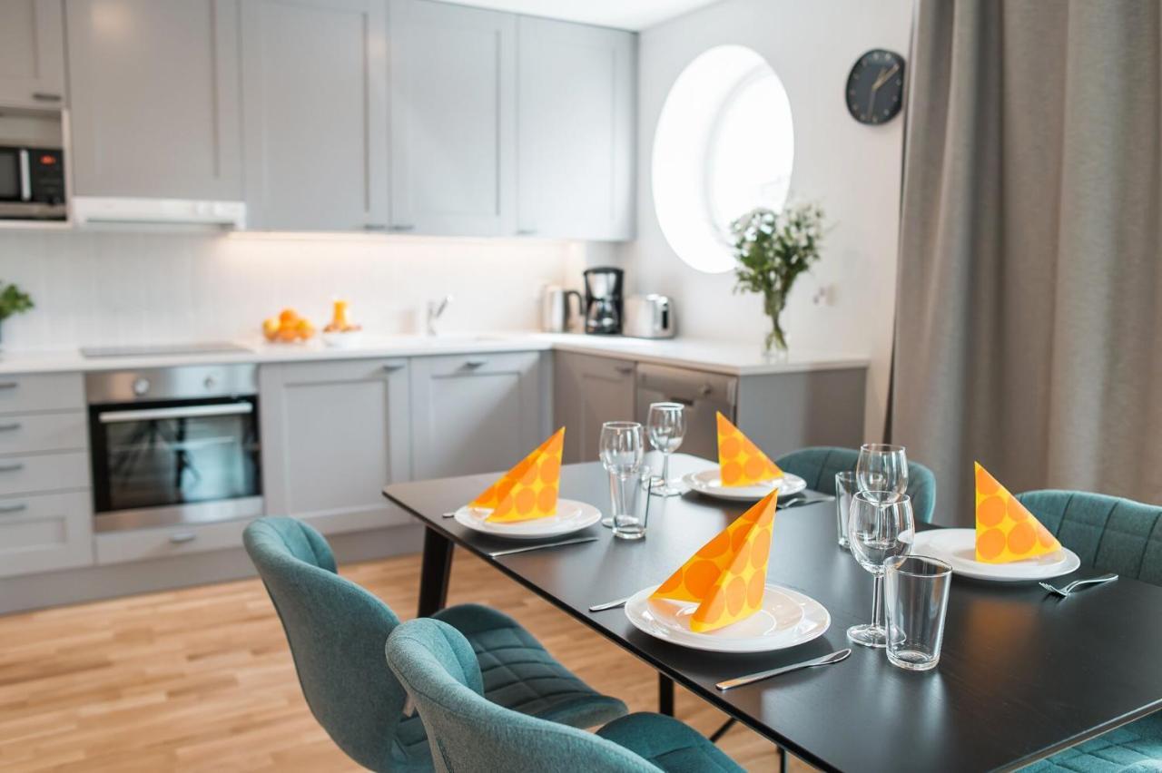 Forenom Serviced Apartments Helsinki Toeoeloe Buitenkant foto