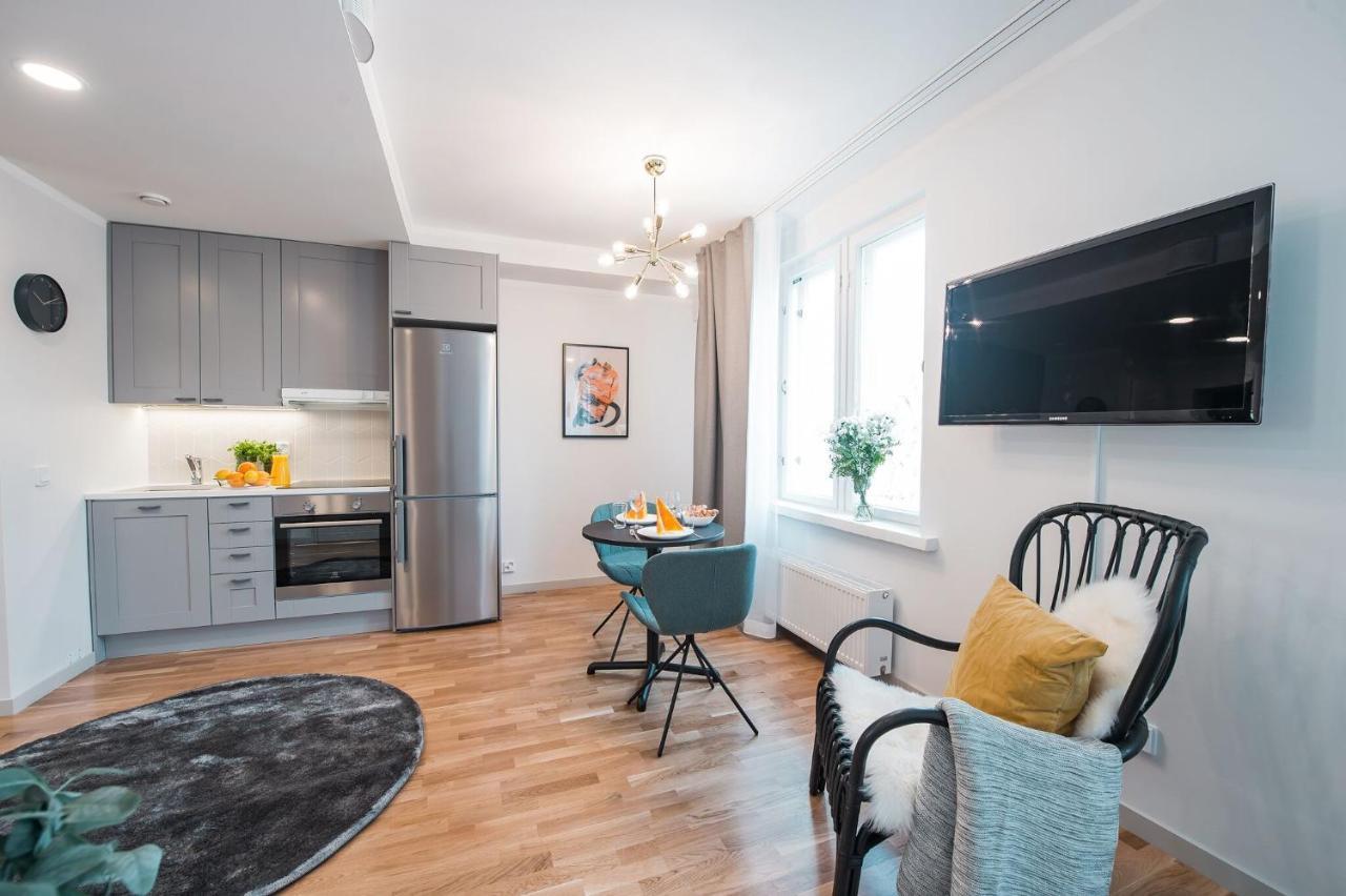 Forenom Serviced Apartments Helsinki Toeoeloe Buitenkant foto